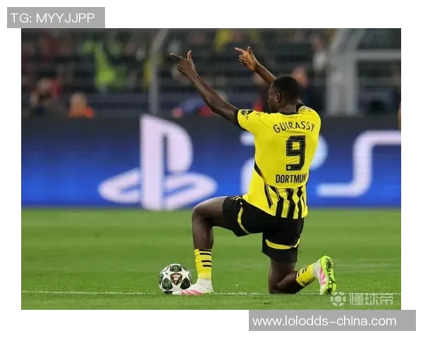 德甲精彩对决巴萨逆转尤文图斯帽子戏法点燃全场激情